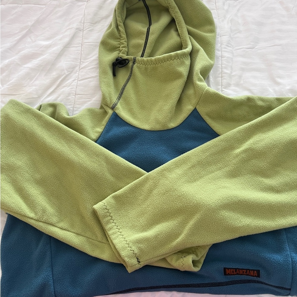 Melanzana Wind Pro Hoodie Size Medium